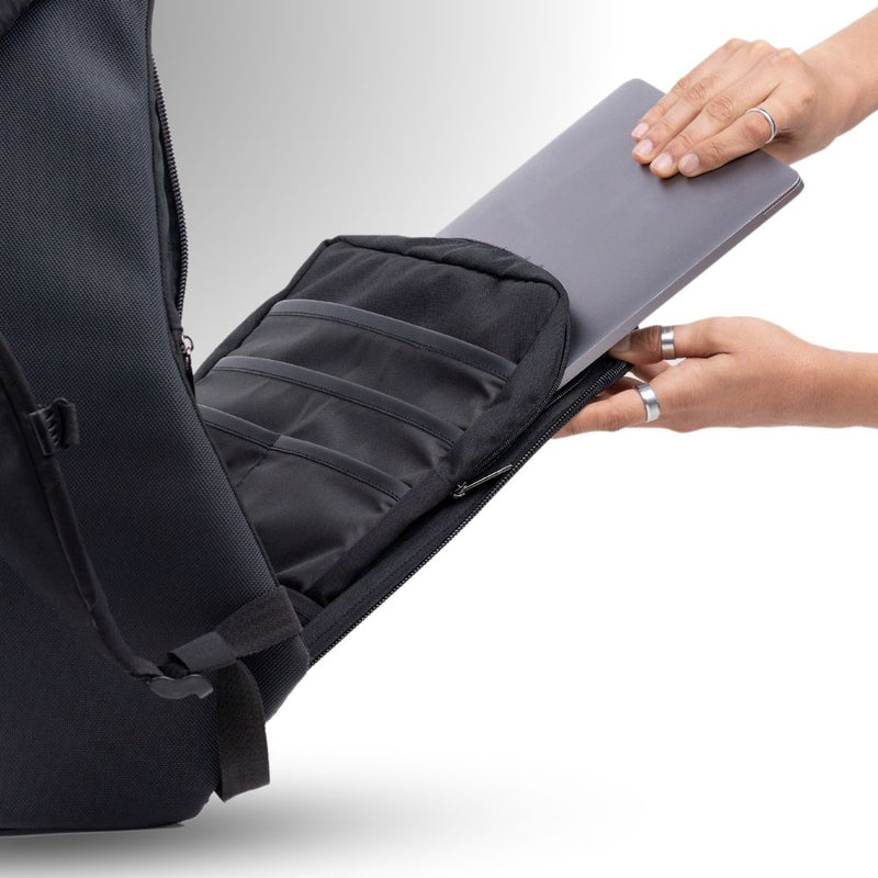 LAPTOP COMPARTMENT