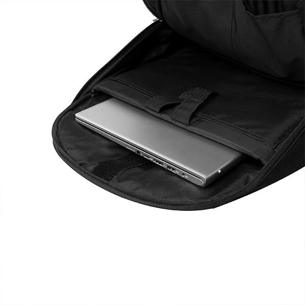 DEDICATED LAPTOP COMPARTMENT