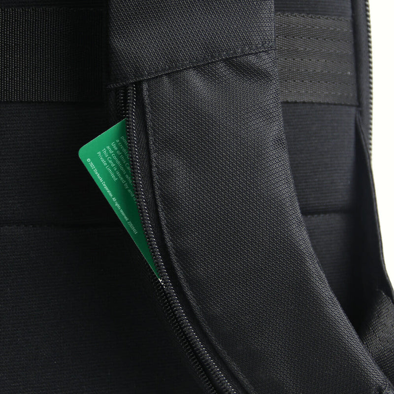 QUICK ACCESS SHOULDER POCKET