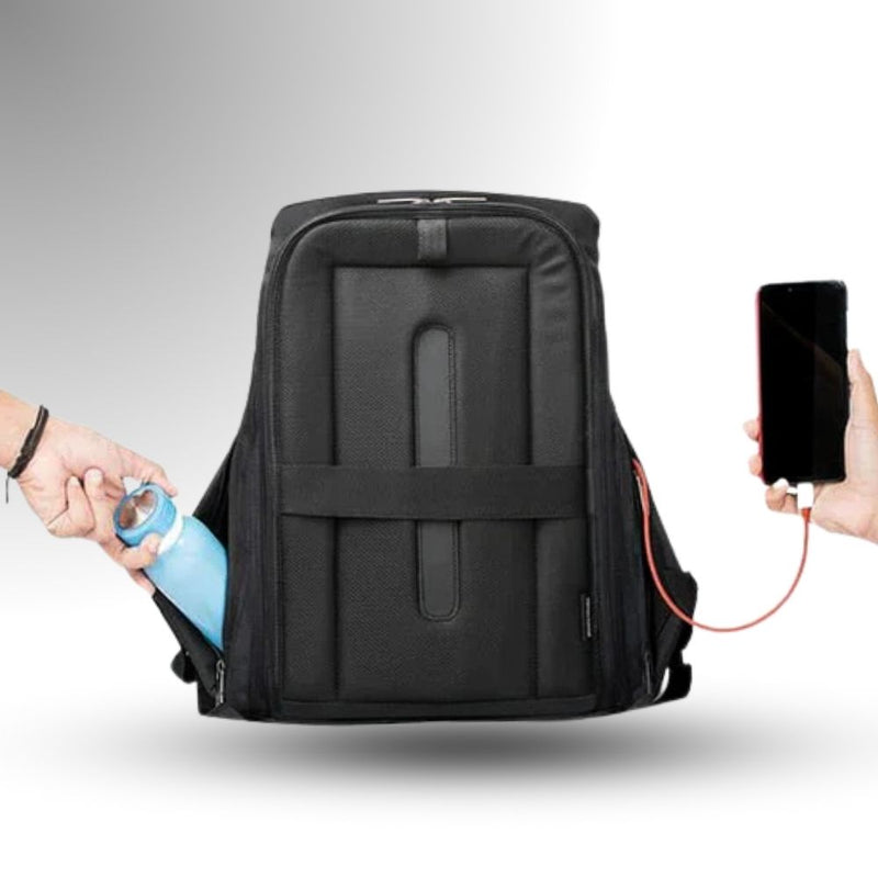 QUICK-ACCESS POCKETS