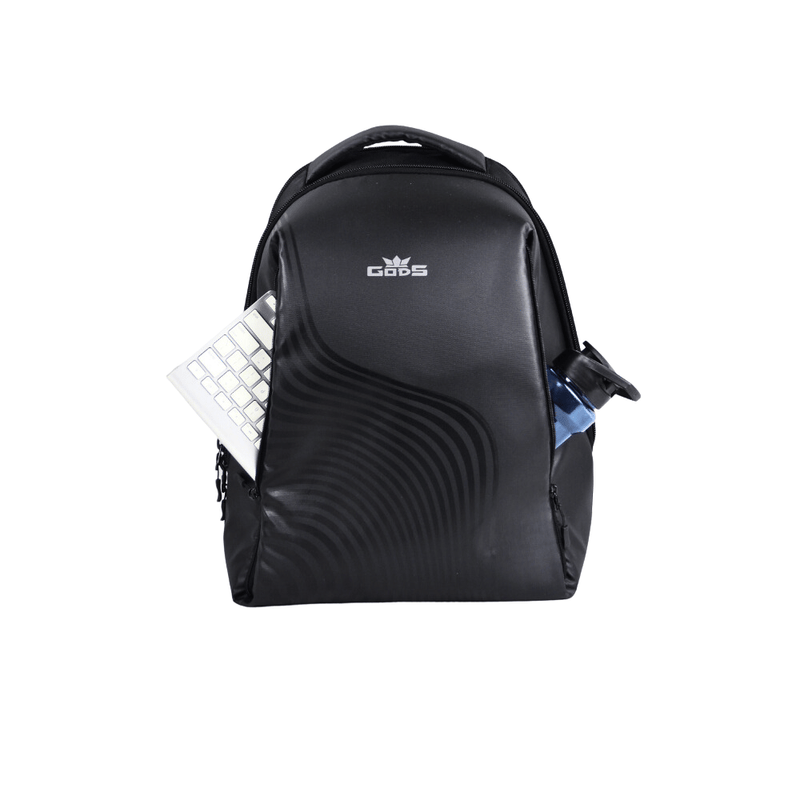 OVERLAPPING FRONTAL POCKETS FOR MAXIMUM ACCESS